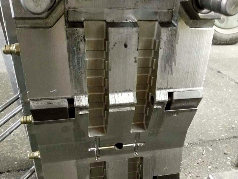 尼龍塑料模具要不要省模?